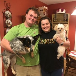 Meet your Posher, Lacee